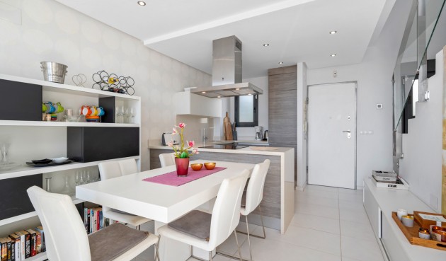 Resale - Bungalow -
Torrevieja - Costa Blanca