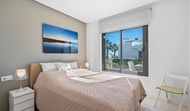 Resale - Bungalow -
Torrevieja - Costa Blanca