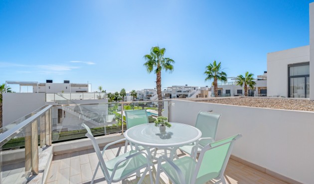 Resale - Bungalow -
Torrevieja - Costa Blanca