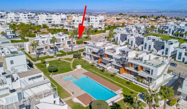 Resale - Bungalow -
Torrevieja - Costa Blanca