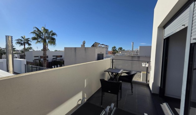 Brukt - Villa -
Orihuela Costa - Villamartín