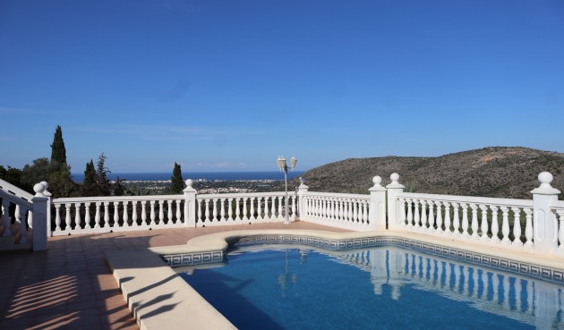 Återförsäljning - Villa -
La Sella Golf - Inland