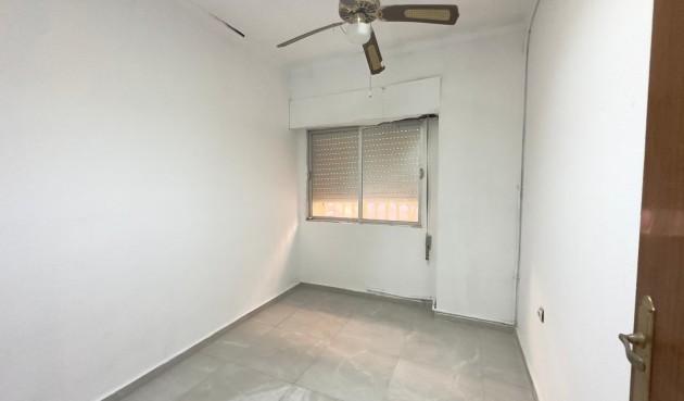 Reventa - Apartment -
Torrevieja - Centro