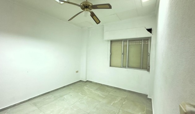 Reventa - Apartment -
Torrevieja - Centro