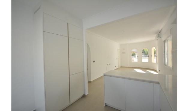 Resale - Villa -
Algorfa - Inland