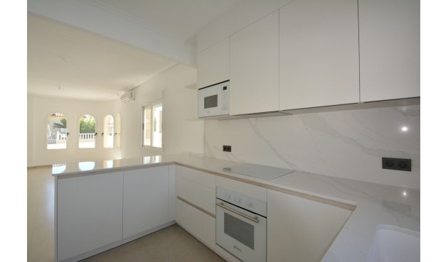 Resale - Villa -
Algorfa - Inland