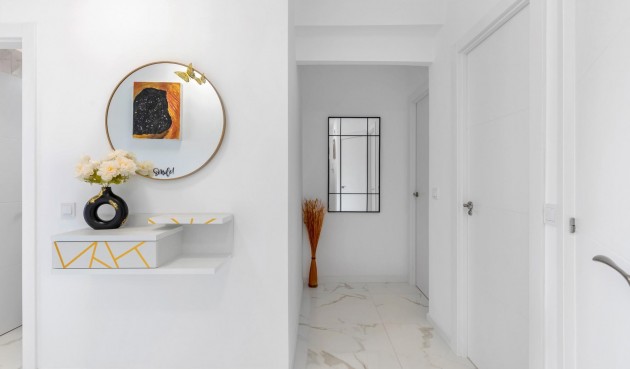 Återförsäljning - Apartment -
Torrevieja - La Mata