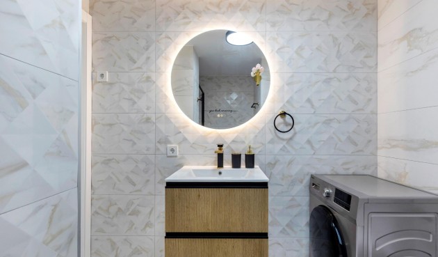 Återförsäljning - Apartment -
Torrevieja - La Mata