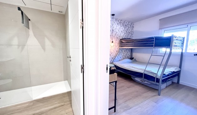 Resale - Apartment -
La Mata - Costa Blanca