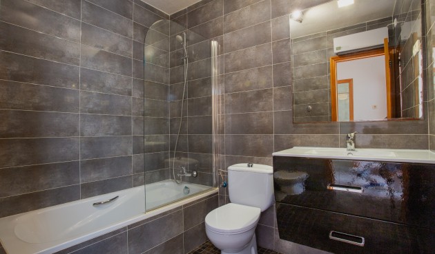 Resale - Villa -
Orihuela Costa - Costa Blanca