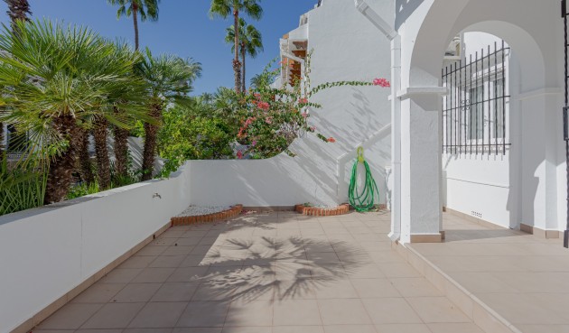 Resale - Villa -
Orihuela Costa - Costa Blanca