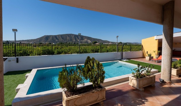 Resale - Villa -
Orihuela - Inland