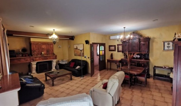 Resale - Villa -
Orihuela - Inland