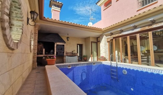 Resale - Villa -
Orihuela - Inland