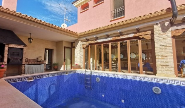 Resale - Villa -
Orihuela - Inland