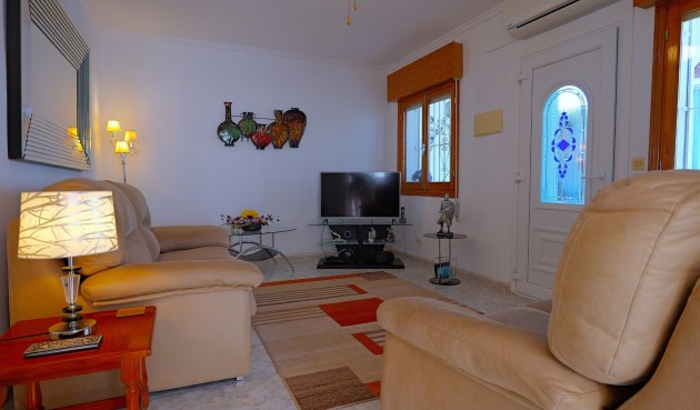 Brukt - Villa -
Torrevieja - Costa Blanca