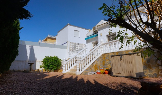Brukt - Villa -
Torrevieja - Costa Blanca