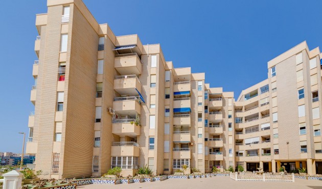 Brukt - Apartment -
Torrevieja - Centro