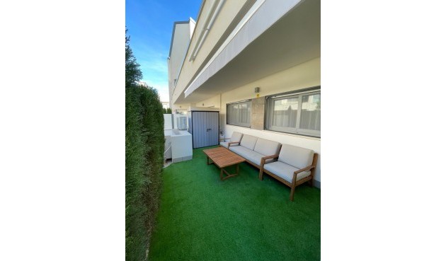 Återförsäljning - Bungalow -
Torrevieja - Costa Blanca