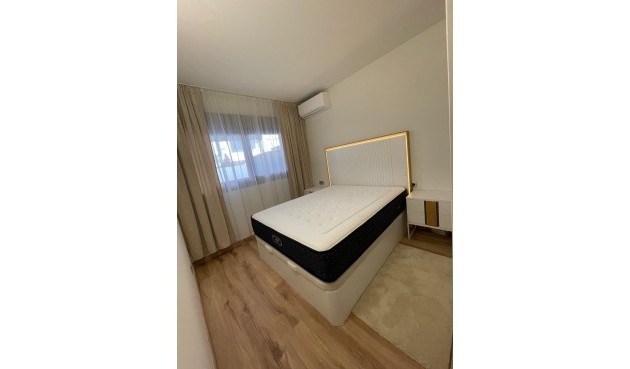 Återförsäljning - Bungalow -
Torrevieja - Costa Blanca