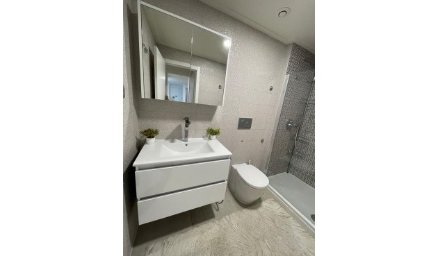 Återförsäljning - Bungalow -
Torrevieja - Costa Blanca