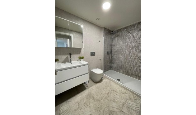 Återförsäljning - Bungalow -
Torrevieja - Costa Blanca