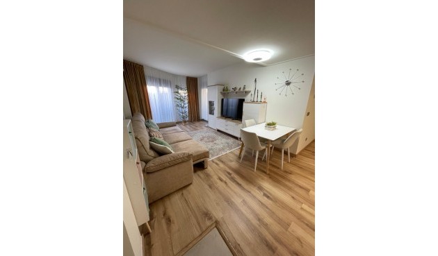 Återförsäljning - Bungalow -
Torrevieja - Costa Blanca