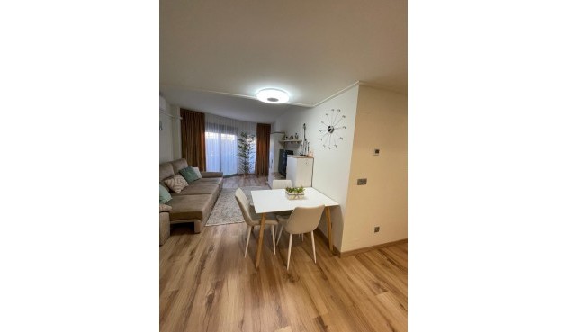 Återförsäljning - Bungalow -
Torrevieja - Costa Blanca