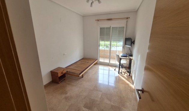 Reventa - Apartment -
Crevillent - Inland
