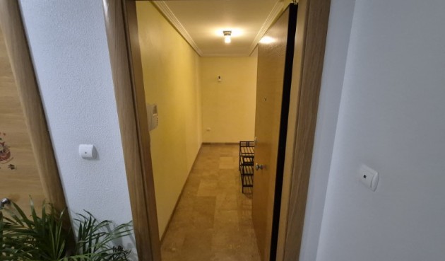 Reventa - Apartment -
Crevillent - Inland