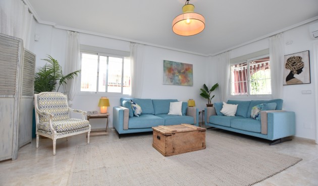 Återförsäljning - Town House -
Ciudad Quesada - Costa Blanca