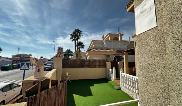 Brukt - Bungalow -
Orihuela - Inland