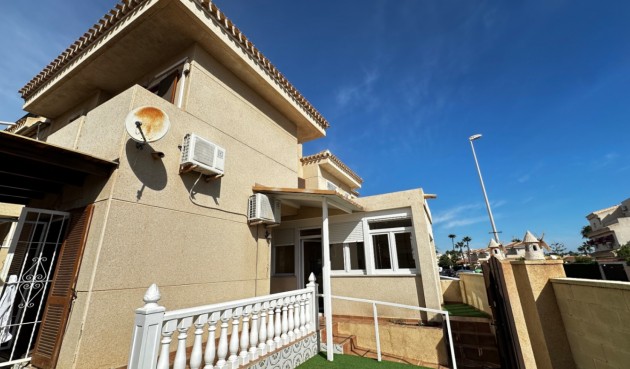 Brukt - Bungalow -
Orihuela - Inland