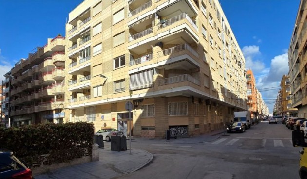 Brukt - Apartment -
Torrevieja - Centro