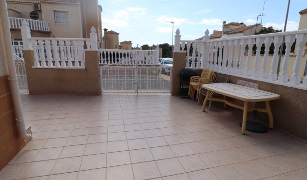 Brukt - Town House -
Orihuela Costa - Costa Blanca