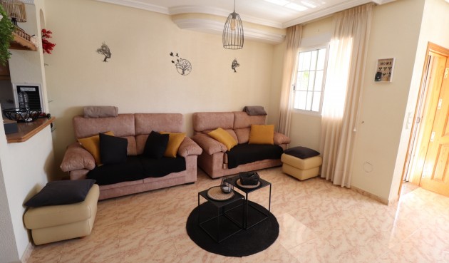 Brukt - Town House -
Orihuela Costa - Costa Blanca