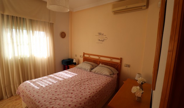 Brukt - Town House -
Orihuela Costa - Costa Blanca