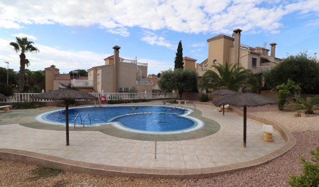 Brukt - Town House -
Orihuela Costa - Costa Blanca
