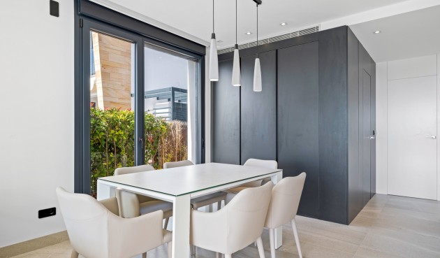 Resale - Villa -
Orihuela Costa - Costa Blanca