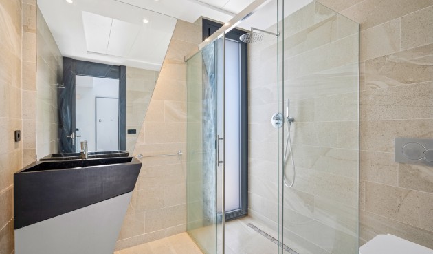 Resale - Villa -
Orihuela Costa - Costa Blanca