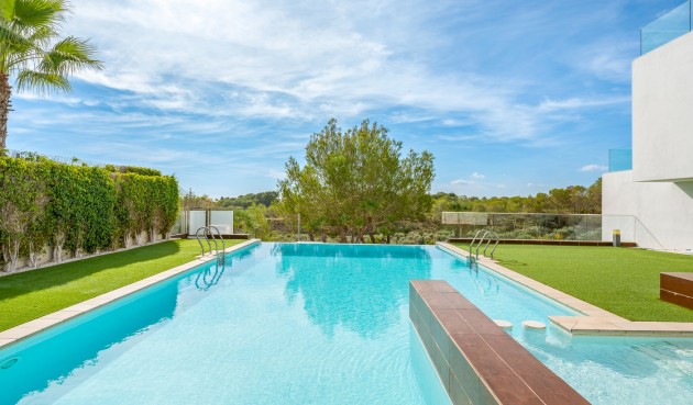 Resale - Villa -
Orihuela Costa - Costa Blanca