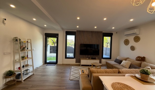 Resale - Town House -
Benidorm - Costa Blanca