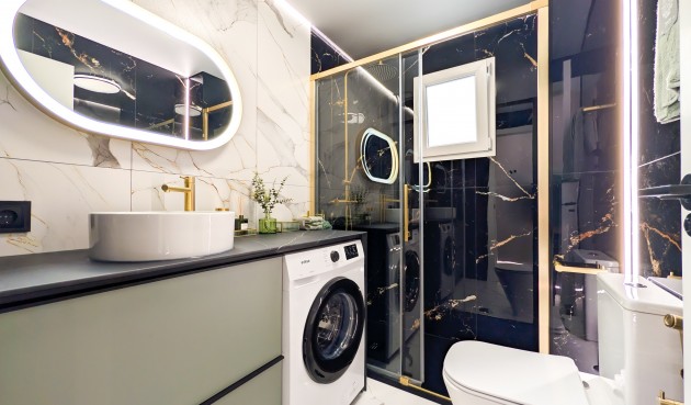 Resale - Apartment -
Torrevieja - Costa Blanca