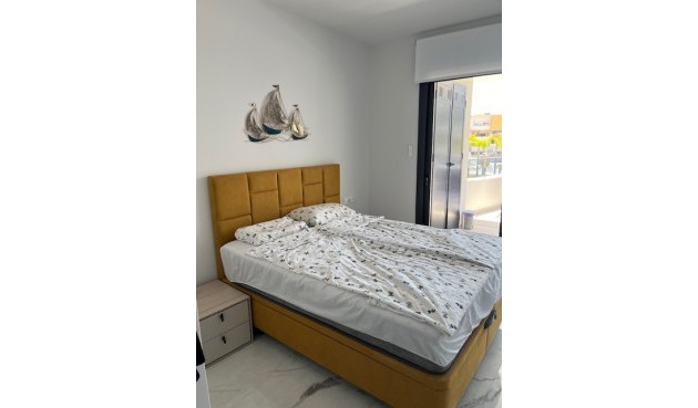 Korttidsleie - Apartment -
Punta Prima - Costa Blanca