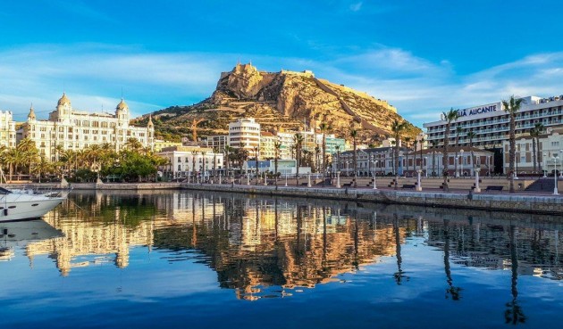 Nybygg - Apartment -
Alicante - Centro