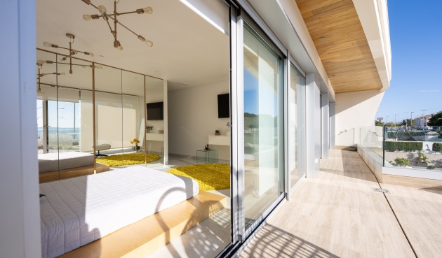 Brukt - Villa -
Orihuela Costa - Costa Blanca