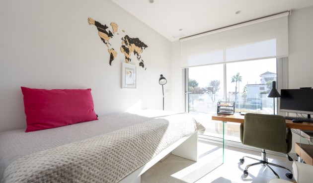 Brukt - Villa -
Orihuela Costa - Costa Blanca