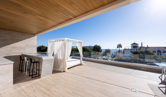 Brukt - Villa -
Orihuela Costa - Costa Blanca
