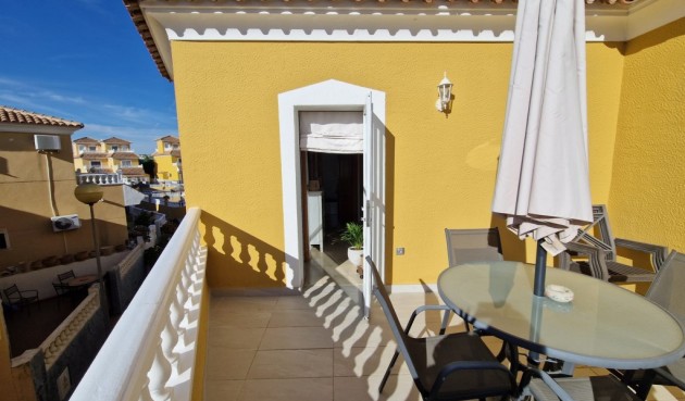 Resale - Duplex -
Playa Flamenca - Costa Blanca