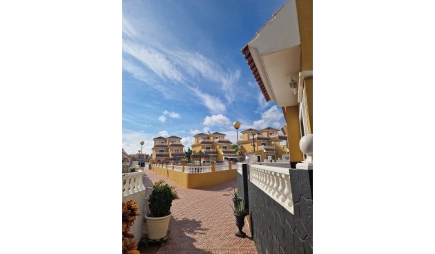 Resale - Duplex -
Playa Flamenca - Costa Blanca